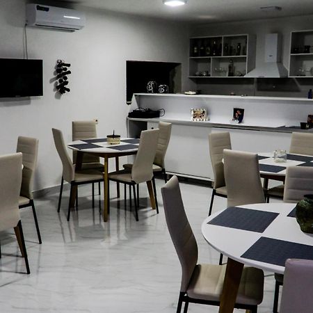 New House Kobuleti Hotel Exterior photo