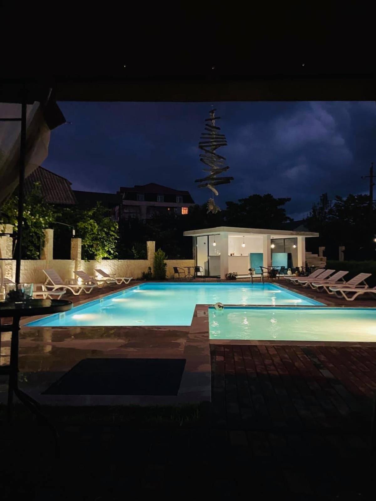New House Kobuleti Hotel Exterior photo