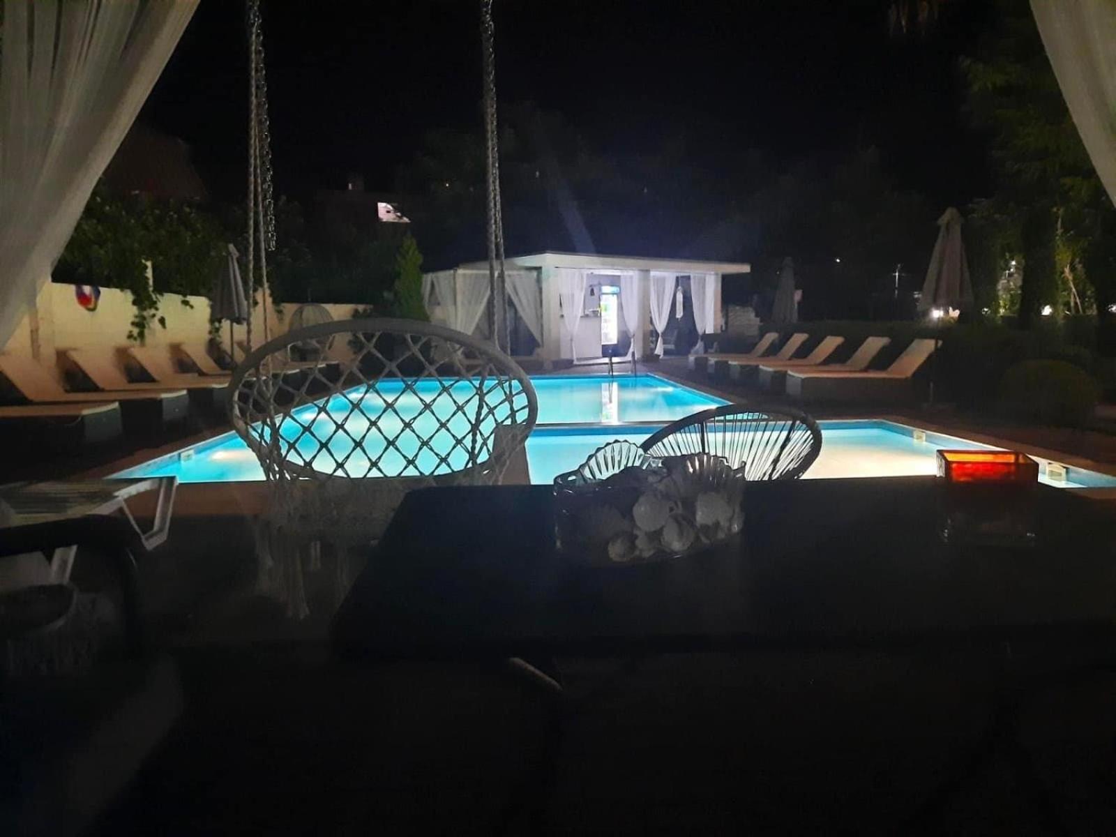 New House Kobuleti Hotel Exterior photo
